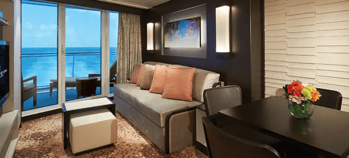 NCL Escape The Haven Aft-Facing Penthouse with Master Bedroom & Balcony 2.png
